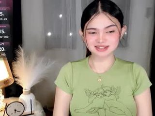 yogirl_abby 0 y. o. young feet