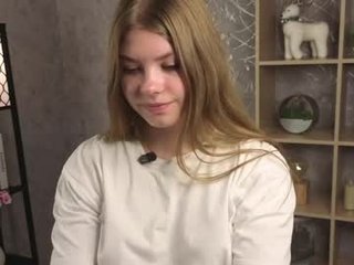 lelafileds 18 y. o. young ass