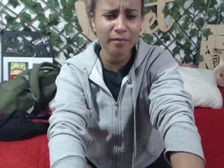 violeta_andrae 0 y. o. indian cam girl didn't forget about any live sex toy
