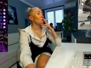 bonnie_annd_clyde 23 y. o. office cam girl takes out her favorite sex toys online