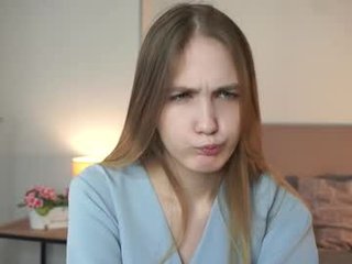philippabluitt 18 y. o. 