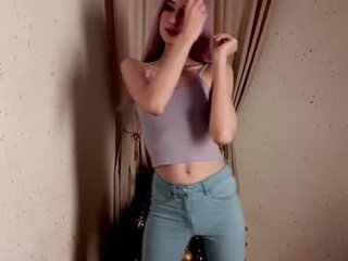 shy_diana_ 21 y. o. teen cam girl plays with her tight pussy