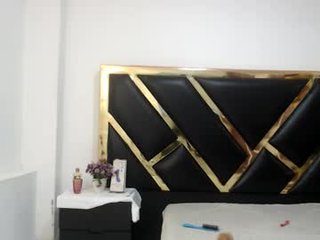 jimmypamela 24 y. o. big tits nude cam babe enjoys hard fucking