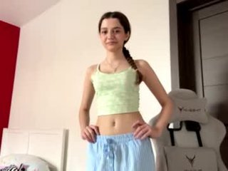 seecollister 18 y. o.