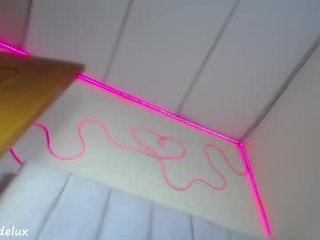 juliettaa_1 0 y. o. cam girl squirting online in the chatroom