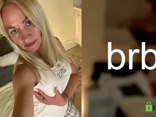kirasun_ 43 y. o. blonde cam girl gets anal fuck of cute babe ass