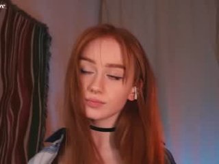 lizzy_blaze 20 y. o. redhead cam girl with hairy pussy waiting for her prince online