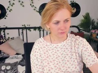 alicemaurik 21 y. o. 