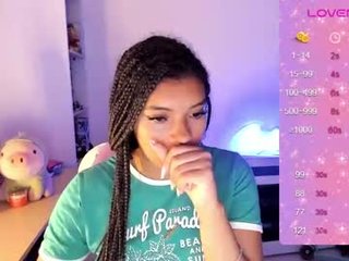 chloecarter_ 0 y. o. french cam babe already knows how to cum and how to squirt