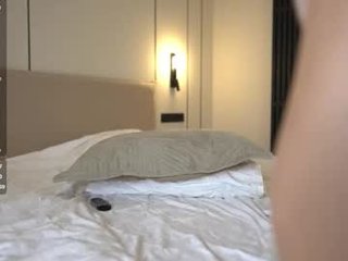 eva_m1racle 24 y. o. fingering blonde