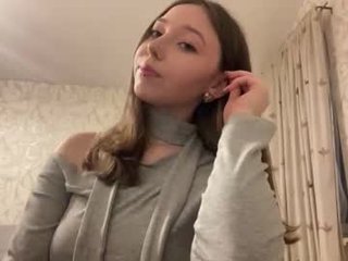 bettyemanera 18 y. o. 