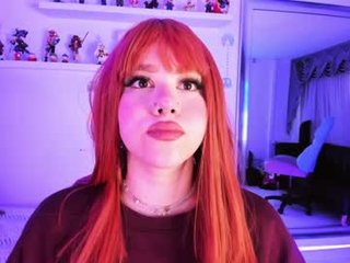 albaandthayron 23 y. o. curvy latina