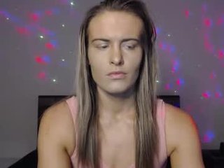 amber__xoxo 26 y. o. curvy english