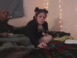 coupleoffreaks_420 0 y. o. cam whore gets ready for pussy destruction