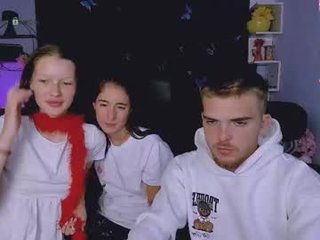 khloebeauty 21 y. o. redhead cam girl sucking and fucking on all fours
