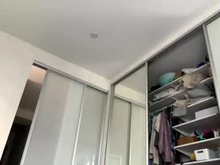 alicekit 0 y. o. cam babe with small tits wants dirty live sex