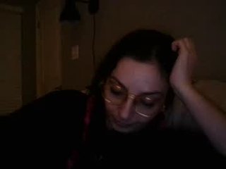 italiana25 0 y. o. domina cam girl uses a toy on cunt and one on ass on camera