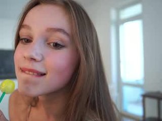 theadrewett 18 y. o. wet cam babe masturbates and sucks huge penis