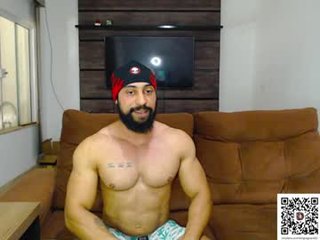 muscleweed420 31 y. o. webcam couple loves lubricate the body with oil frantically fucking