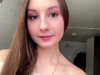 cleoradripps 18 y. o. 