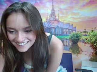 alyy_cute 18 y. o. teen cam girl plays with her tight pussy