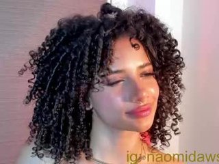 naomidawsonn 0 y. o. nude cute cam girl gets oiled up and masturbates