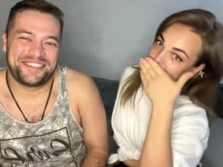 deeplookscouple 0 y. o. 