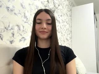 darceydavie 19 y. o. 