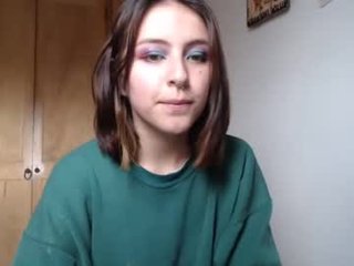 melanies_dream 18 y. o. cam girl likes using hot adult toys live on XXX cam