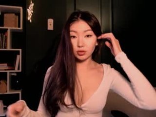 aimeclarks 20 y. o. big tits cam girl fucking each other with toys