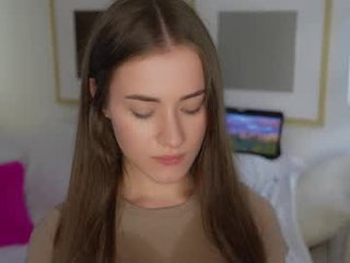 roxxxete 18 y. o. 