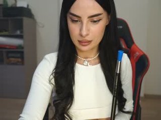 brandiloveee 20 y. o. cam girl wants blowjob and dirty sex online