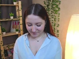 annabellynis 18 y. o. 