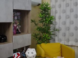 pinkandy 25 y. o. italian cam babe loves when her tight butt plowed online