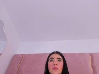julietaht 0 y. o. cam girl presents anal squirting online