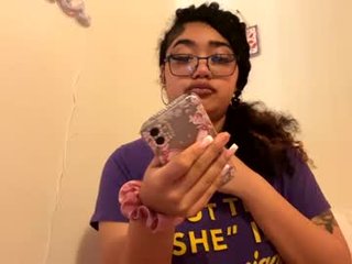 dayqueen1 0 y. o. big tits nude cam babe enjoys hard fucking