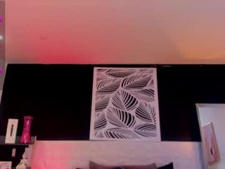 jessica_kss 27 y. o. cam babe fucks her wet pussy with a dildo on camera