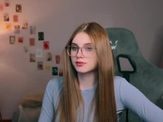 yourbeautyarya 18 y. o. 