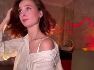 riana_razz 0 y. o. redhead cam witches showing wide ass