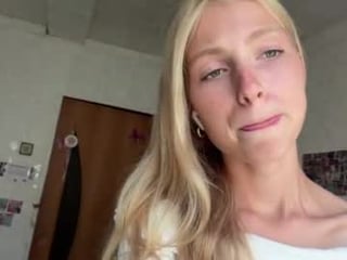 dianafrisky 18 y. o.