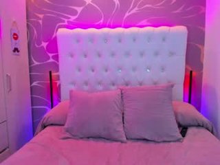 keilalovjack 22 y. o. redhead cam babe lets huge dick deep inside her sweet pussy