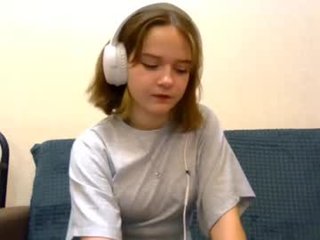 clementinaaures 18 y. o. young ass