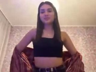 priscilaflores 18 y. o. 