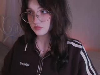 eliejay 20 y. o. 