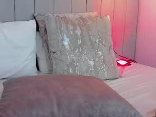 karlla_brown 0 y. o. curvy big tits