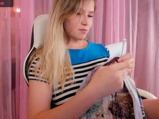 anabelmelody 24 y. o.