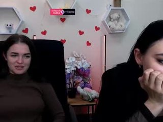 roxy_bloom_ 0 y. o. 