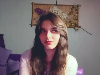 elisabethmikowski 18 y. o. close-up asian