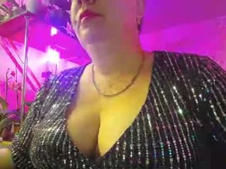 lady_gloria 40 y. o. deep throat cam babe strips and takes his big cock inside her