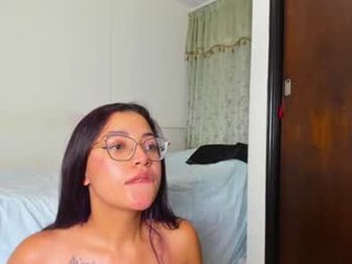 ameli_and_lucas 19 y. o. teen couple with sensual moans filling the chatroom